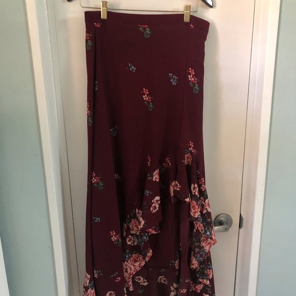 Burgandy Floral Skirt with Slit - Picture 1 of 6